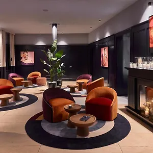 vizitați hotelul