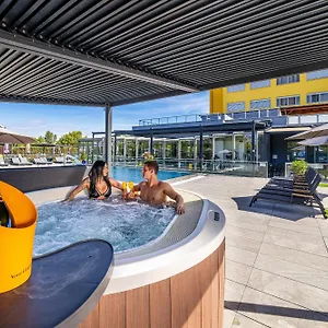 vizitați hotelul